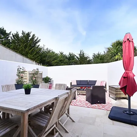 House With 2 Terraces Near The Sea La Couarde-sur-Mer